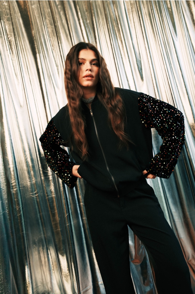 Fluresk zwarte dames broek | Sfeerbeeld, In situatie