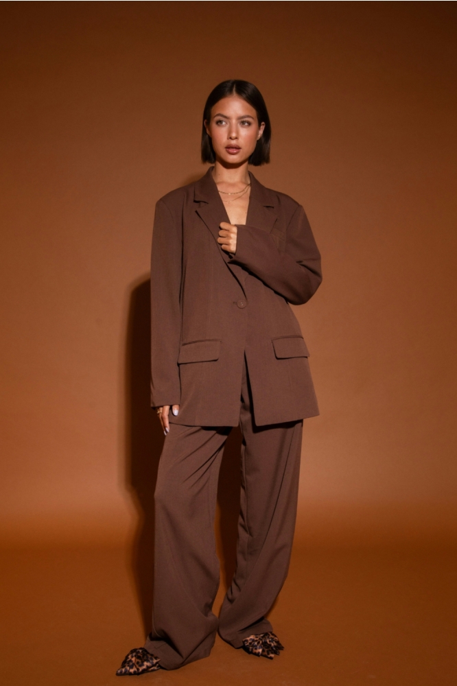 Studio Amaya bruine dames broek | Sfeerbeeld, In situatie