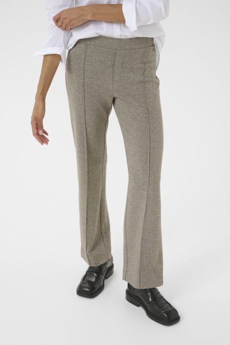 Part Two bruine dames broek | Model vooraanzicht