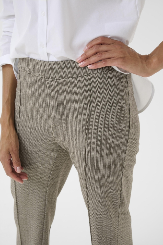 Part Two bruine dames broek | Close up