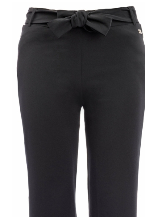 TQ Amsterdam zwarte dames broek | Close up