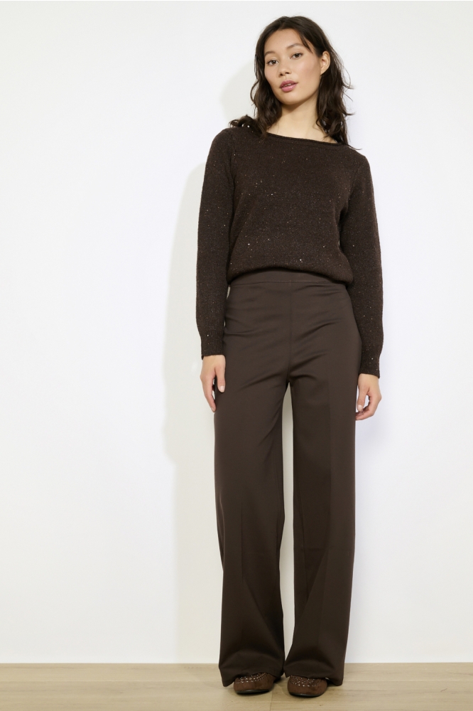 LolaLiza bruine dames broek | Model vooraanzicht