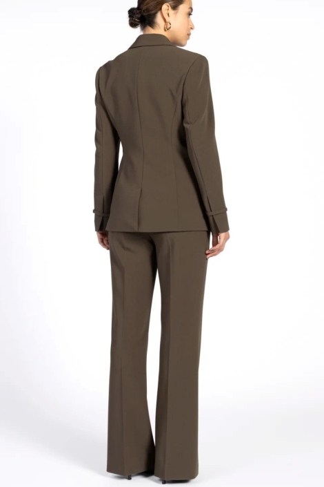 Aaiko groene dames broek | Model achteraanzicht
