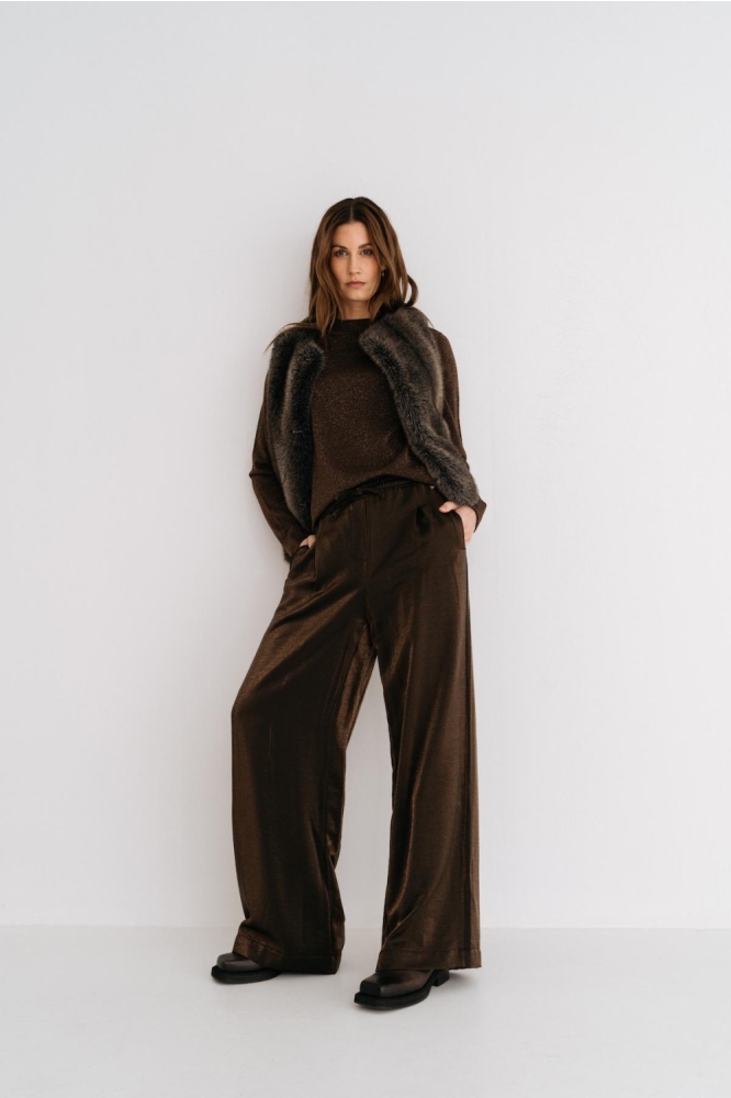 Maicazz bruine dames broek | Model