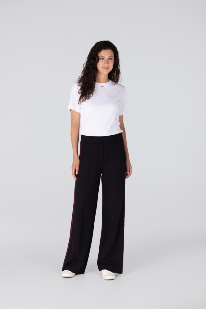 Juffrouw Jansen zwarte dames broek | Model