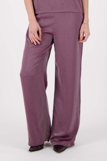 Zusss WIJDE SATIJNEN BROEK 0303 0000 6001 AUBERGINE