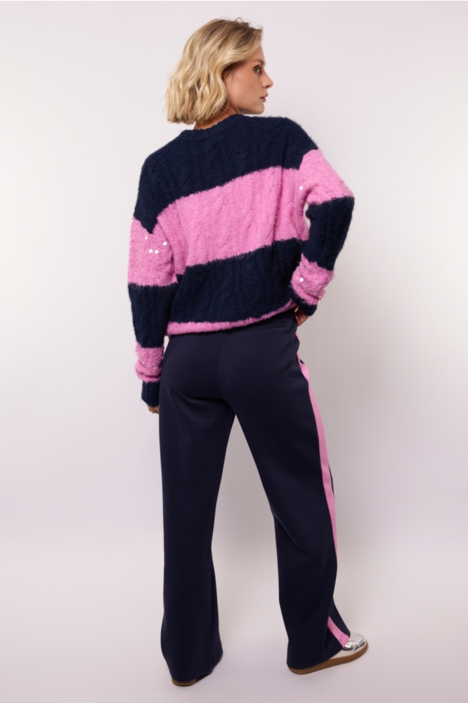 Fluresk blauwe dames broek | Model
