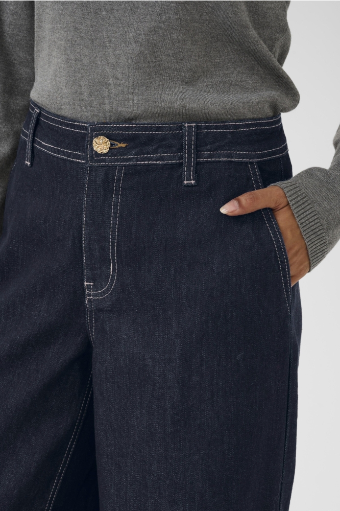Culture blauwe dames jeans | Close up
