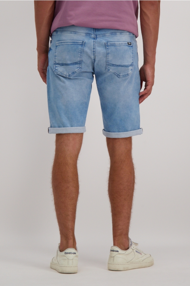 Cars blauwe heren korte broek | Model achteraanzicht