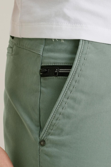 Vanguard v65 shorts fine twill stretch