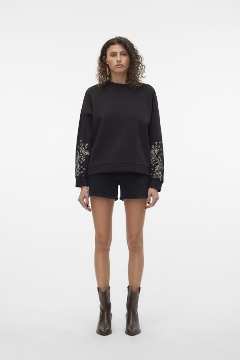 Vero Moda zwarte dames korte broek | Model