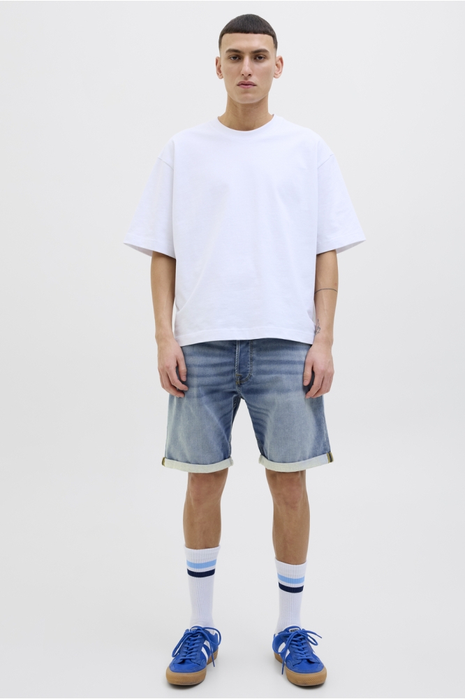 Jack & Jones blauwe heren korte broek | Model
