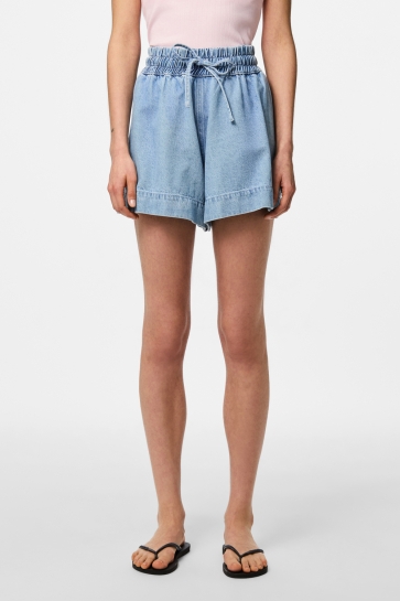 Pieces Broek PCFLORA HW DENIM SHORTS 17158452 LIGHT BLUE DENIM