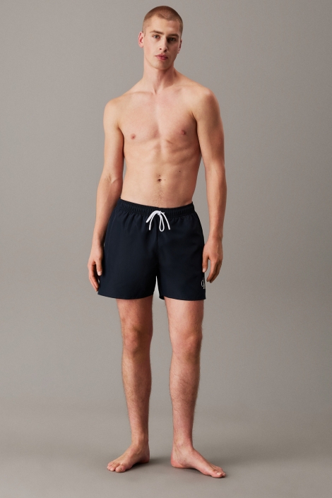 Calvin Klein blauwe heren korte broek | Model vooraanzicht