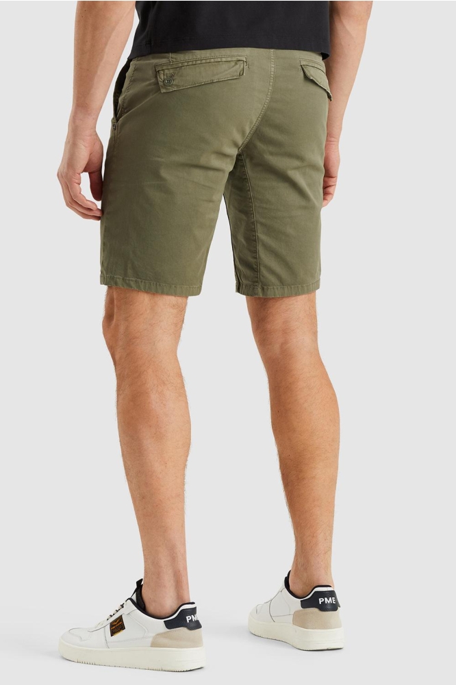 PME legend groene heren korte broek | Model achteraanzicht