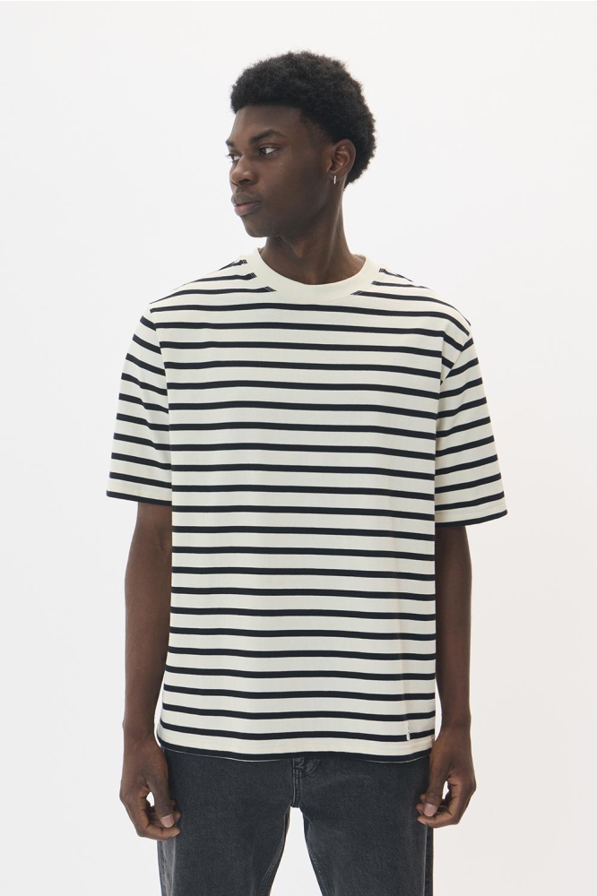 Matinique beige heren t-shirt | Model vooraanzicht
