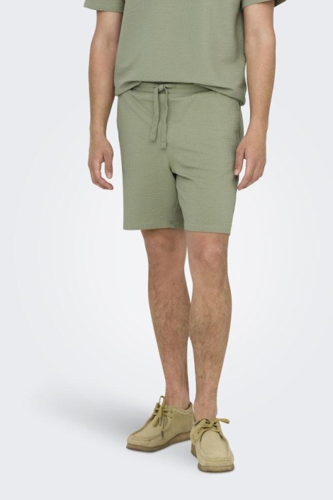 Only & Sons groene heren korte broek | Model