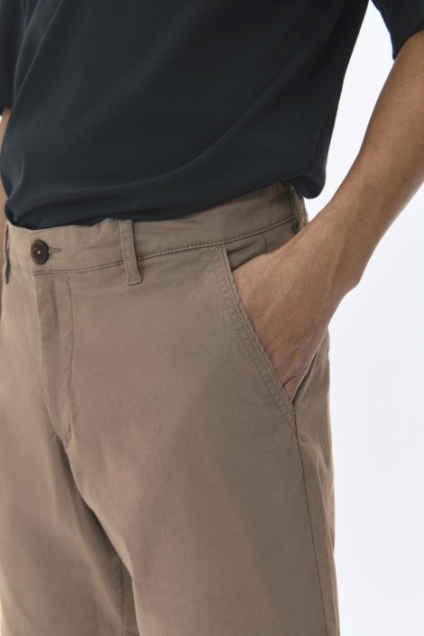 Matinique taupe heren korte broek | Close up