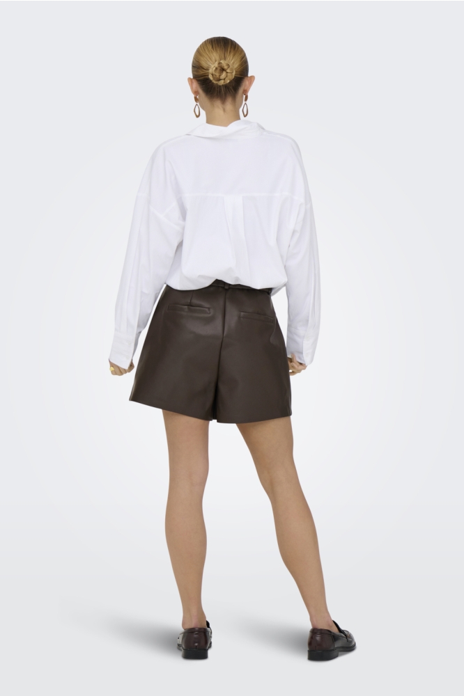 Only bruine dames korte broek | Model