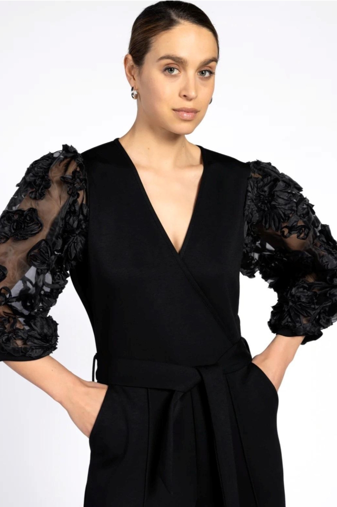 Aaiko zwarte dames jumpsuit | Close up