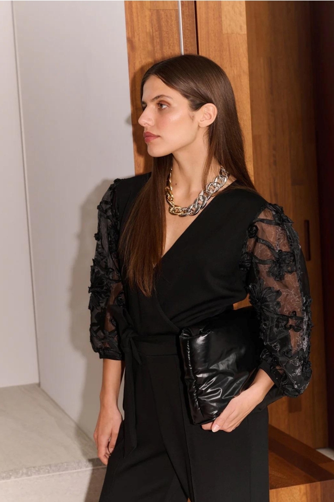 Aaiko zwarte dames jumpsuit | Close up