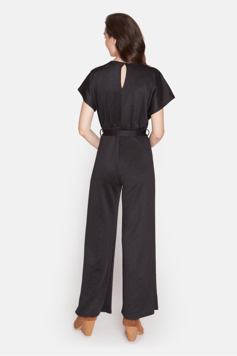 SisterS point zwarte dames jumpsuit | Model achteraanzicht
