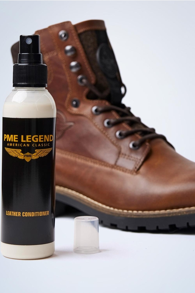 PME legend witte heren accessoire | Model vooraanzicht