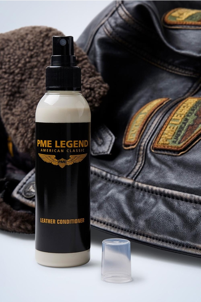 PME legend witte heren accessoire | Model vooraanzicht