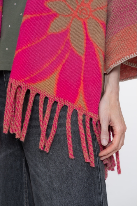 Geisha roze dames poncho | Close up
