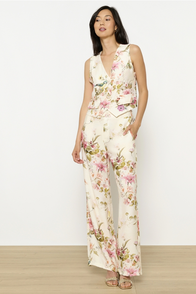 LolaLiza beige dames gilet | Model