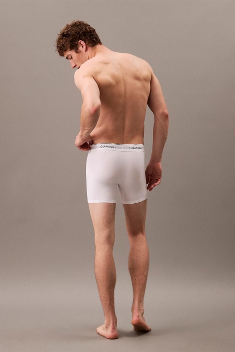 Calvin Klein witte heren ondergoed | Model achteraanzicht