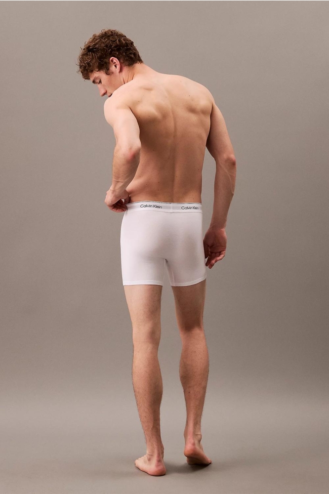 Calvin Klein witte heren ondergoed | Model achteraanzicht