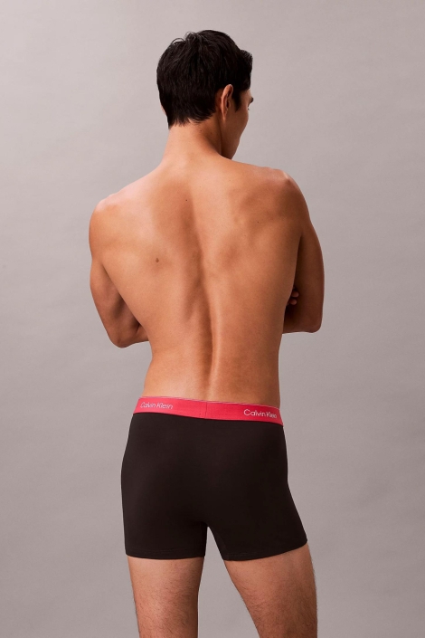 Calvin Klein zwarte heren ondergoed | Model achteraanzicht