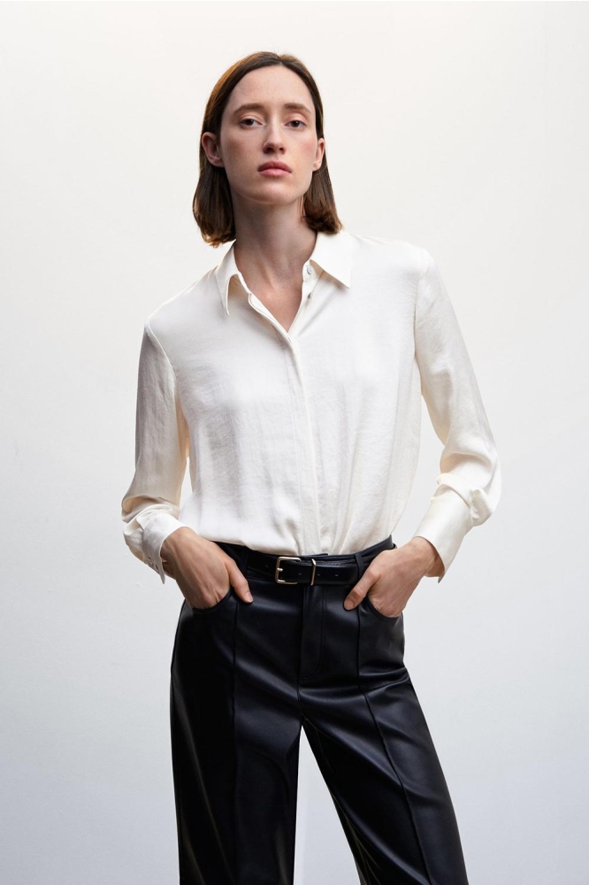 SOEPELVALLENDE SATIJNEN BLOUSE 47043254 02
