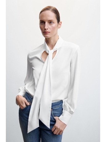 Mango Blouse SOEPELVALLENDE BLOUSE MET STRIK 47010429 02