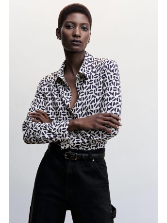 Mango Blouse SOEPELVALLENDE BLOUSE MET KNOPEN 47050426 57