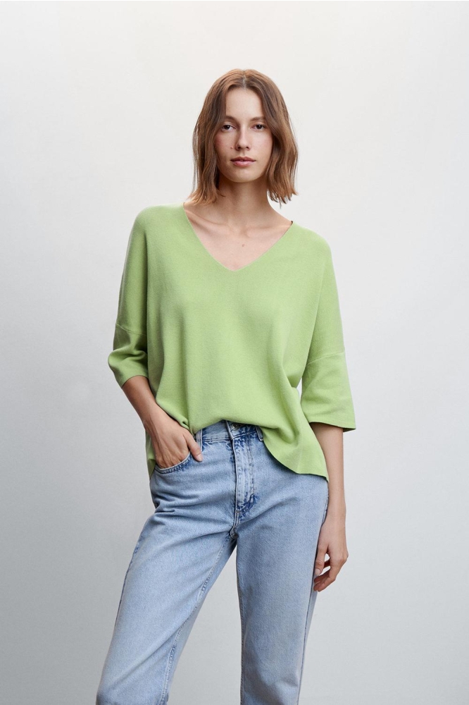 OVERSIZED TRUI MET DRIEKWART MOUWEN 47005876 43