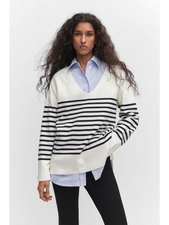 Mango Trui OVERSIZED V HALSTRUI 57013810 56
