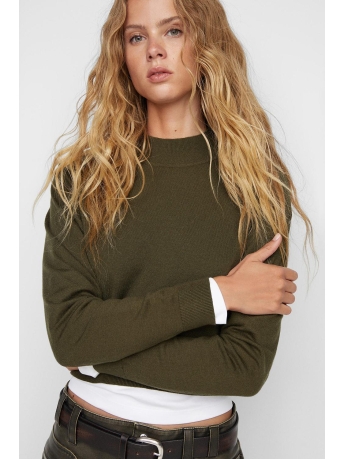 Mango Trui CROP TOP MET TRECHTEHALS 57005798 37