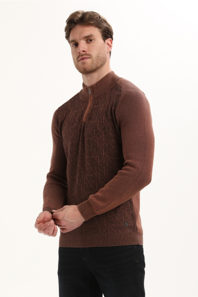 Gabbiano bruine heren trui | Model zijaanzicht
