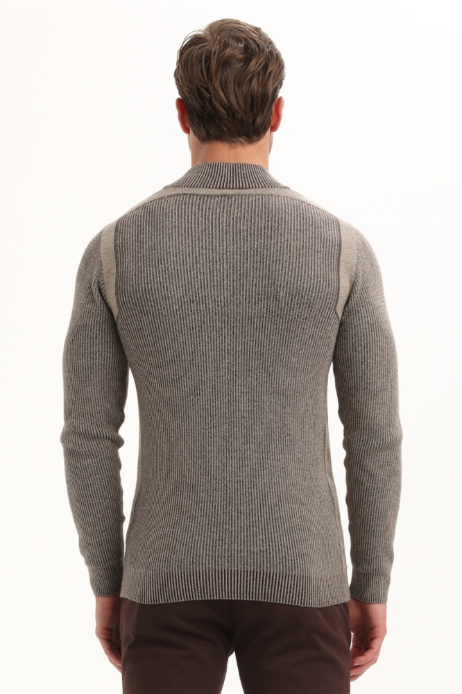 Gabbiano taupe heren trui | Model achteraanzicht